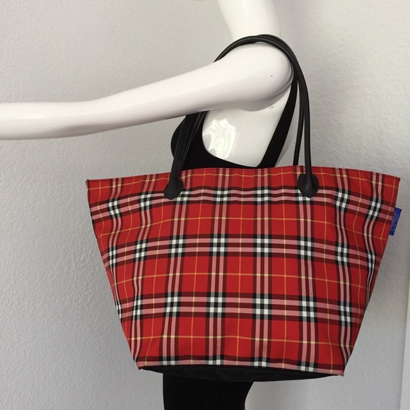 Burberry red check tote. Large - Picture 8 of 11